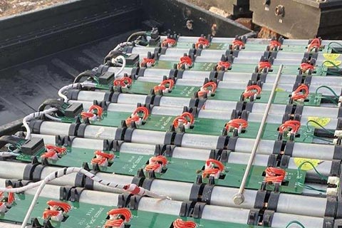 讷河红五月农场施耐德UPS蓄电池回收,上门回收三元锂电池|高价动力电池回收